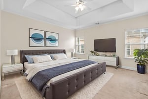 DSC09188 virtually staged.jpeg