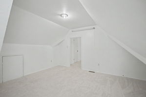  Photo 39