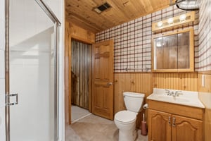 Local_Flavor_Films-310_Ridge_Bluff_Ln_Suwanee_GA-286.jpg