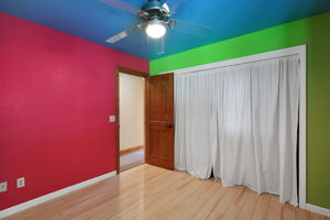  Photo 31