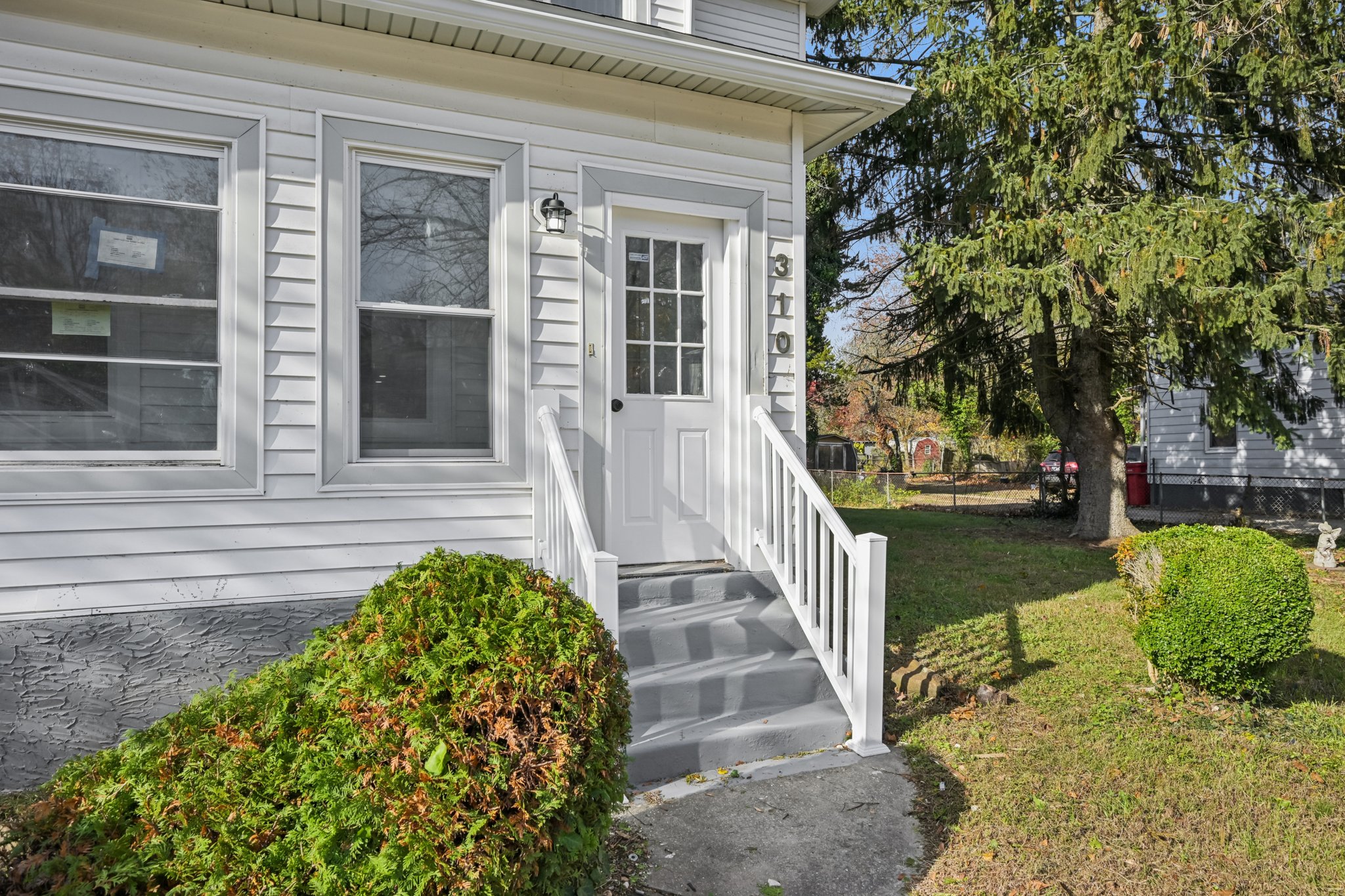 South Ave-S1211-006.jpg