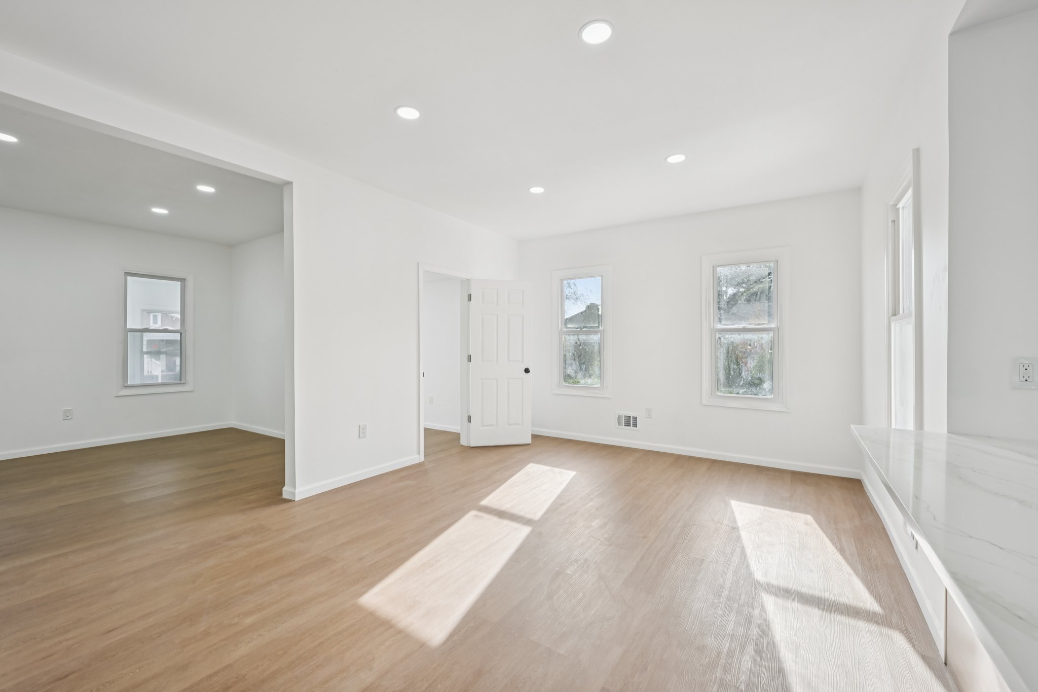 South Ave-S1211-013.jpg