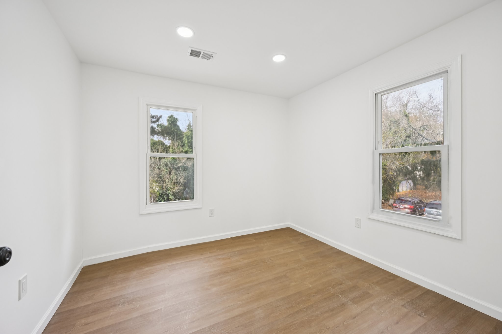 South Ave-S1211-031.jpg