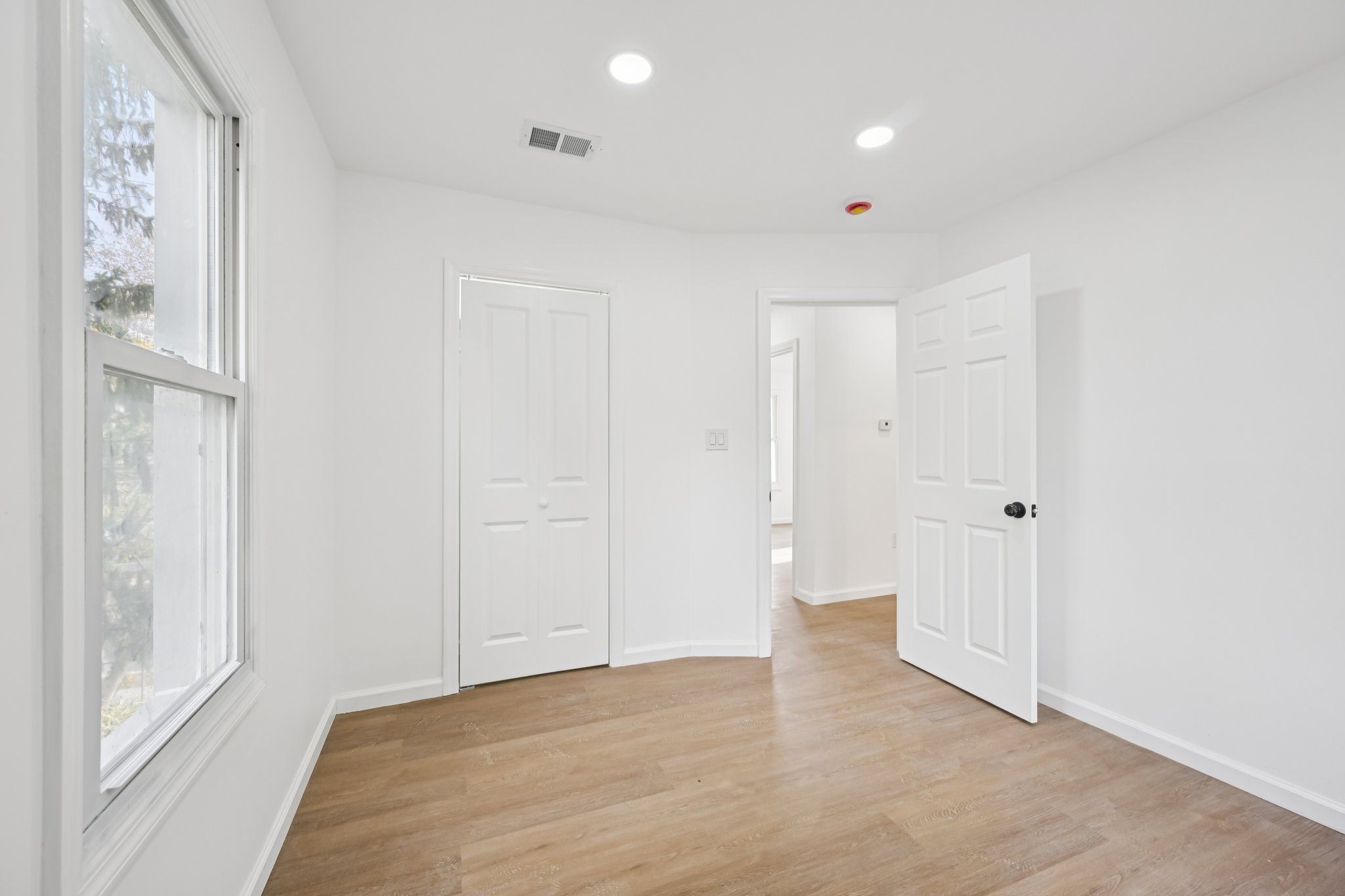 South Ave-S1211-032.jpg