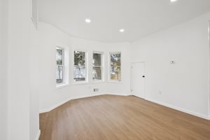 South Ave-S1211-012.jpg