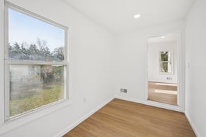 South Ave-S1211-024.jpg