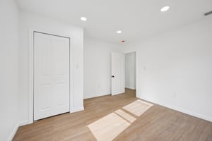 South Ave-S1211-030.jpg