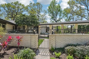 Whitecap Dr-L1403-005.jpg