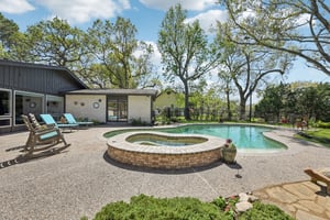 Whitecap Dr-L1403-034.jpg