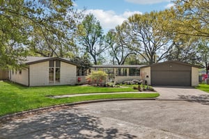 Whitecap Dr-L1403-049.jpg