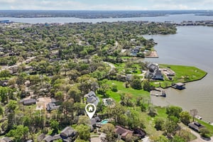 Whitecap Dr-L1403-056.jpg