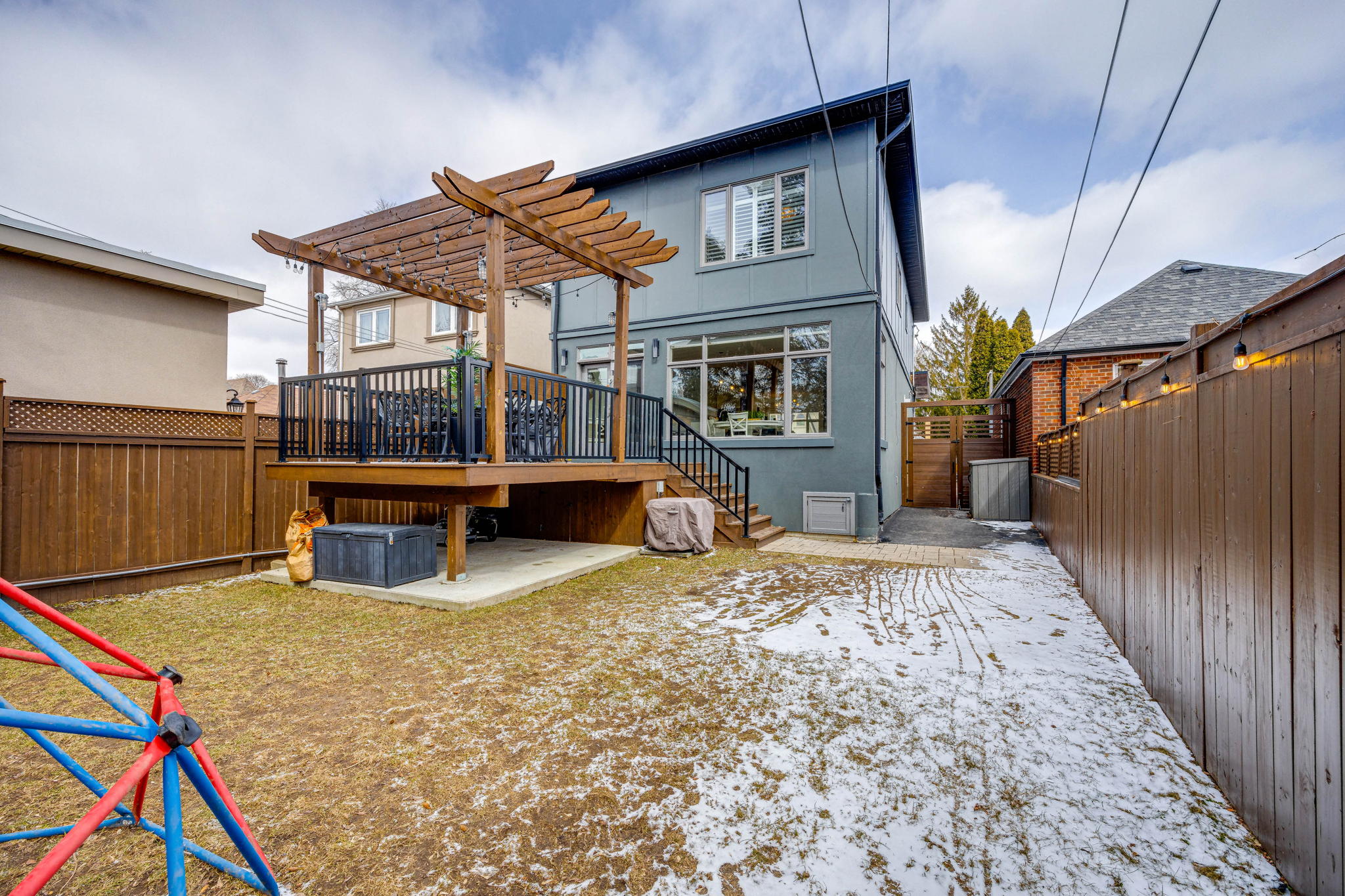 Toronto property showcase — delivered property photograph 52