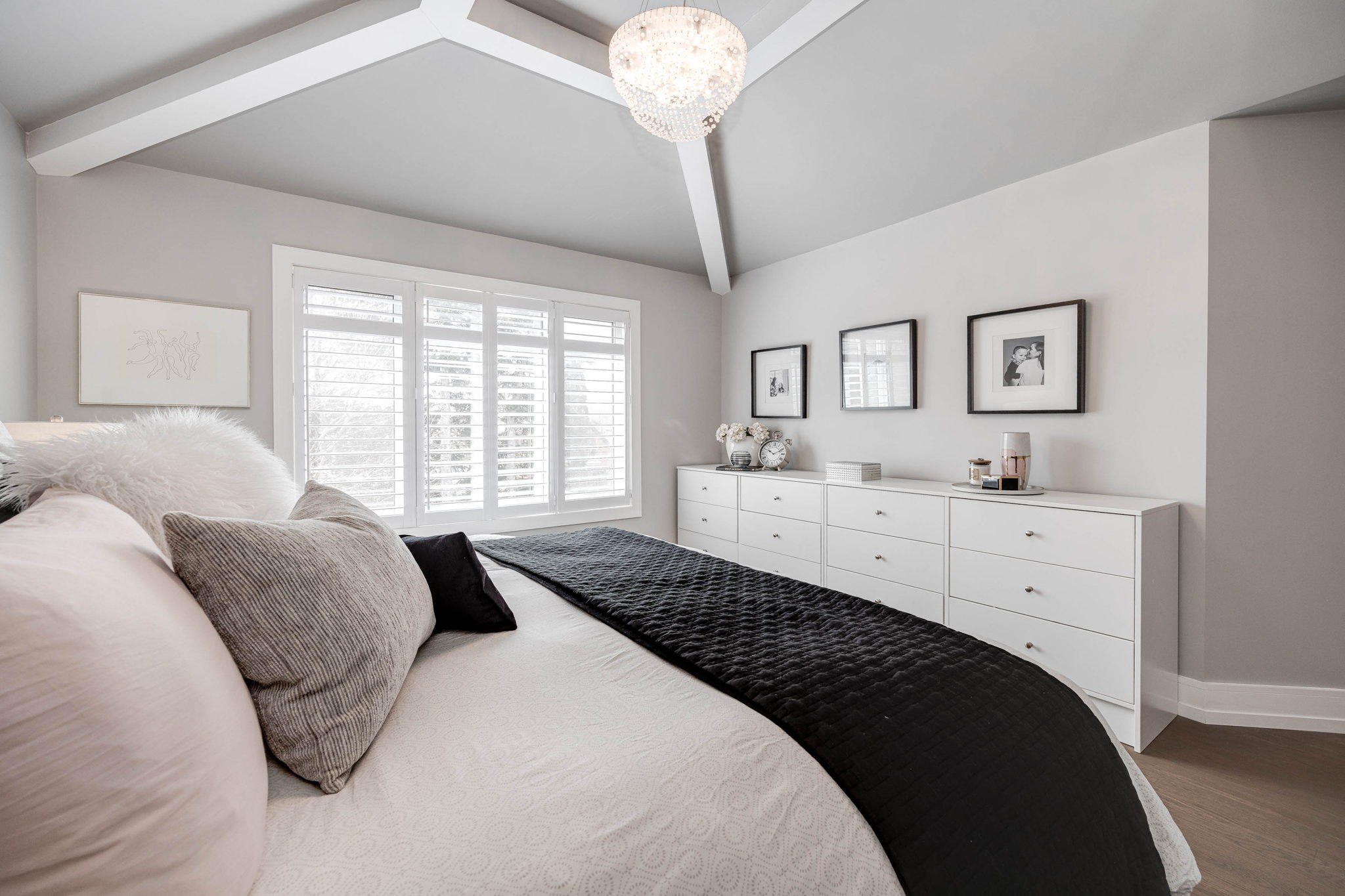 Toronto property showcase — delivered property photograph 36