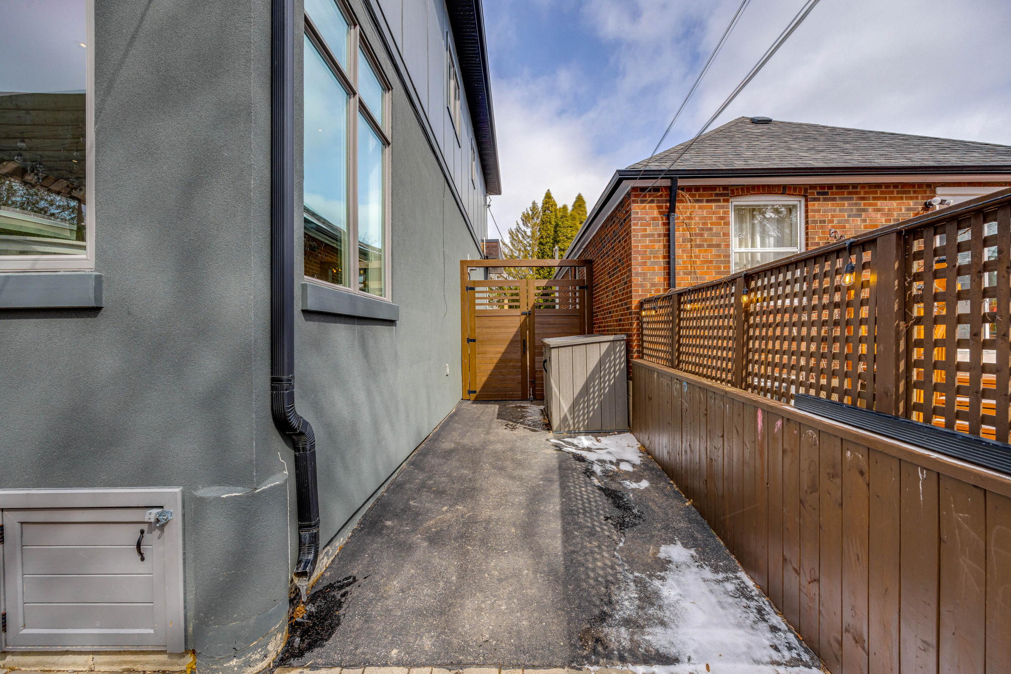 Toronto property showcase — delivered property photograph 57