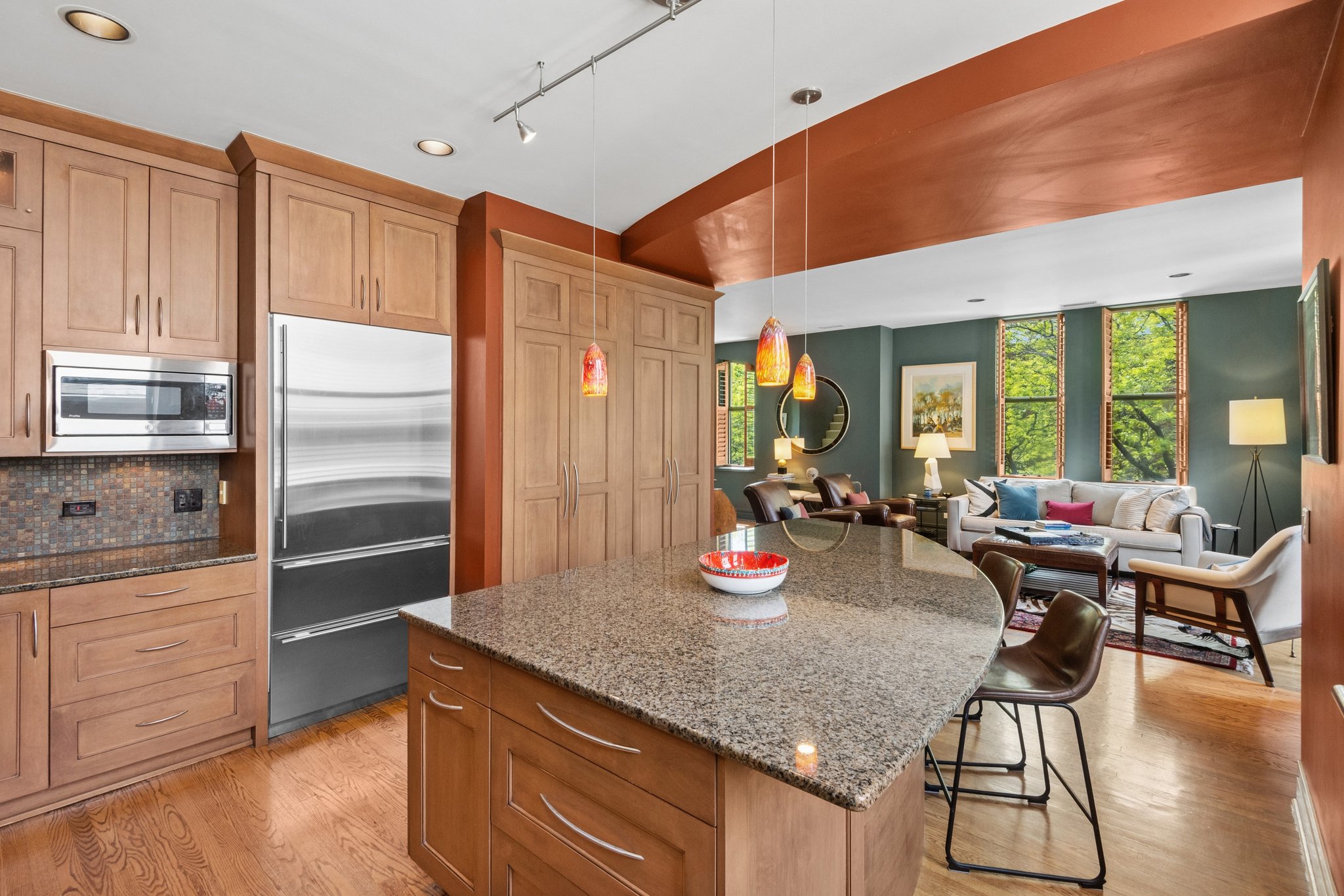 3100 N Kenmore Ave I_015.jpg