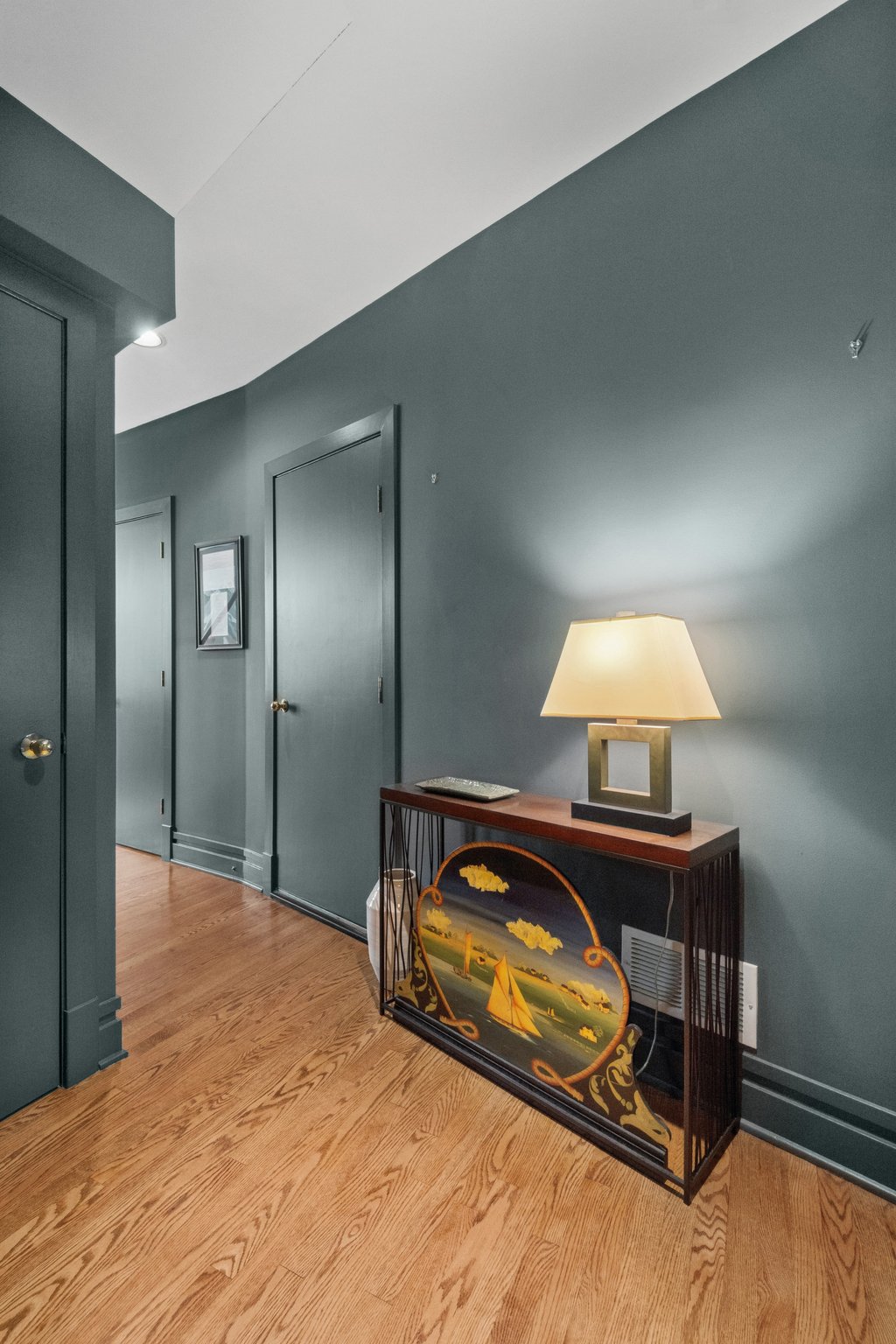 3100 N Kenmore Ave I_017.jpg