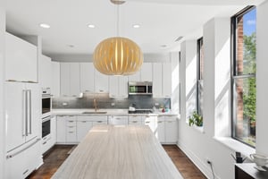 3100 N Kenmore Ave J_011.jpg