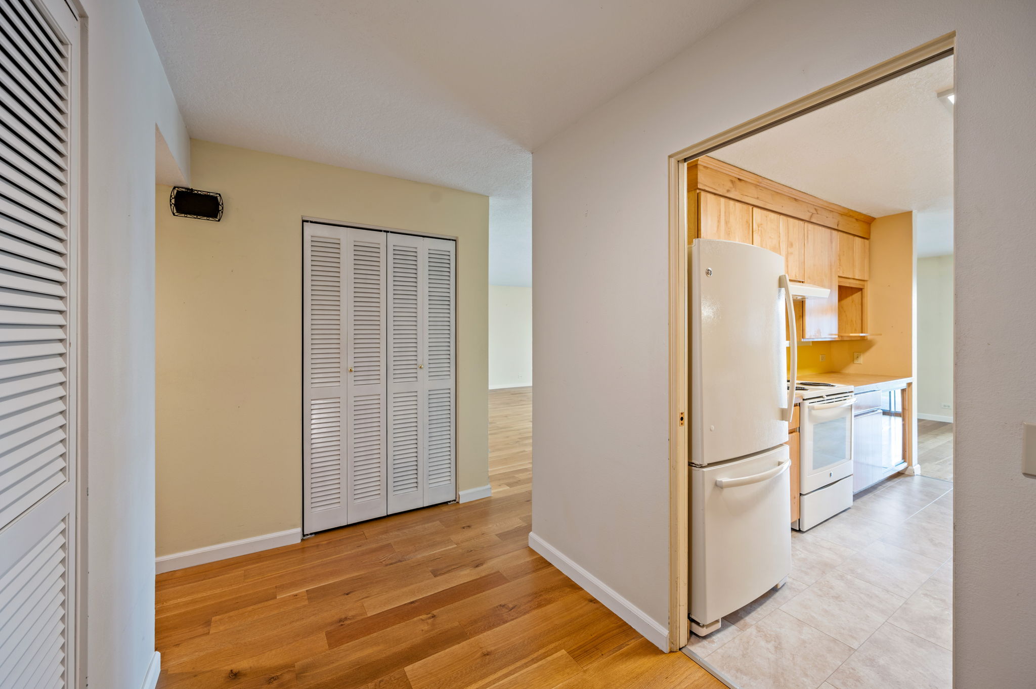 3100 W Crescent Rim Dr 204, Boise, ID 83706 CLOUT. Real Estate Marketing