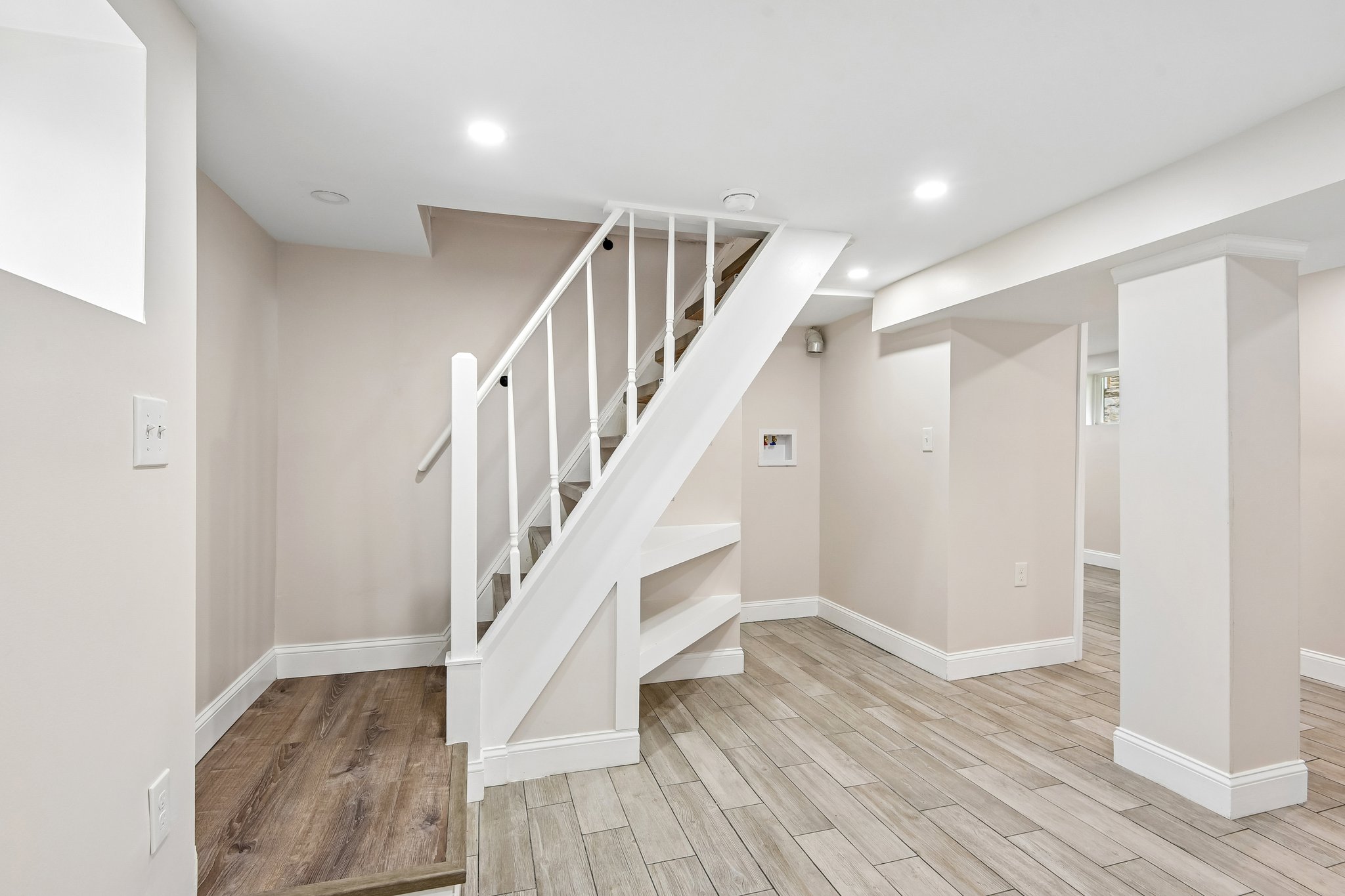 Echodale Ave-S2209-030.jpg