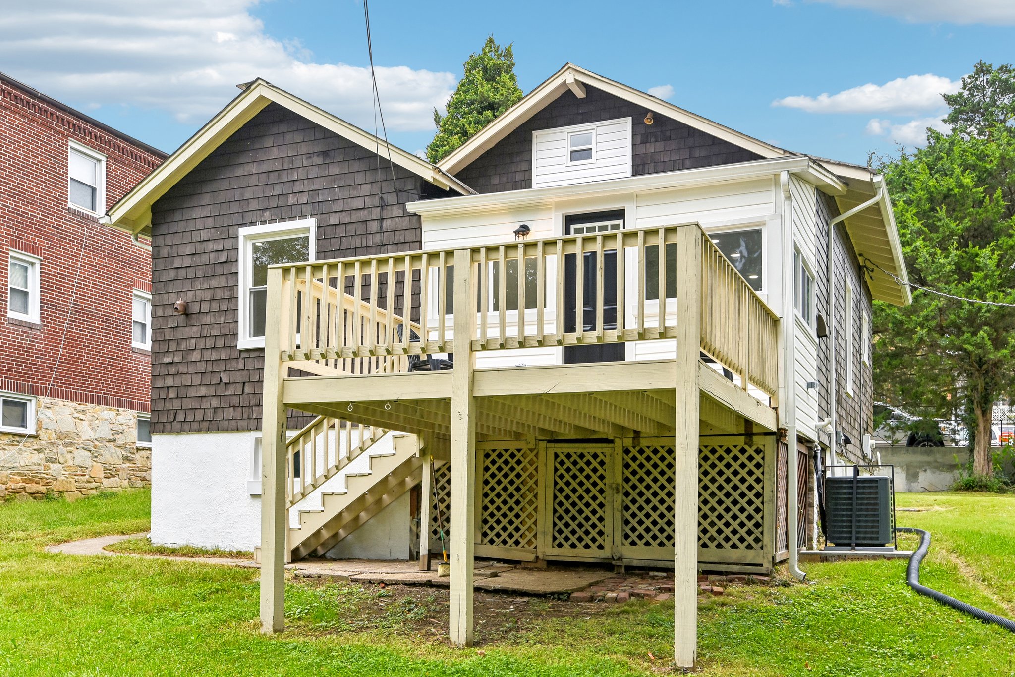 Echodale Ave-S2209-042.jpg