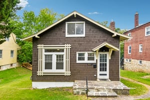 Echodale Ave-S2209-001.jpg