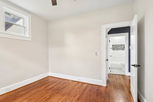 Echodale Ave-S2209-017.jpg
