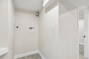 Echodale Ave-S2209-031.jpg