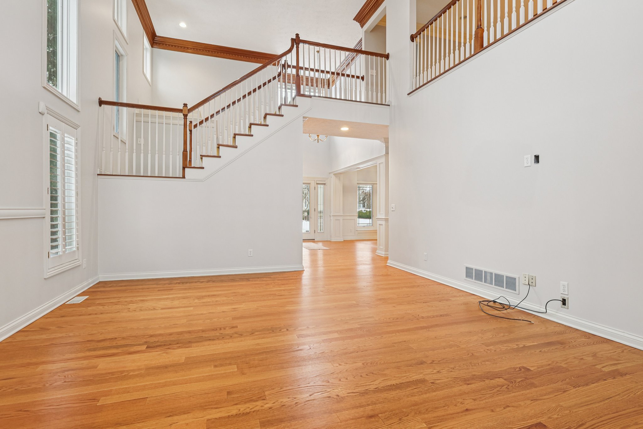 Walden Dr-S1202-003.jpg