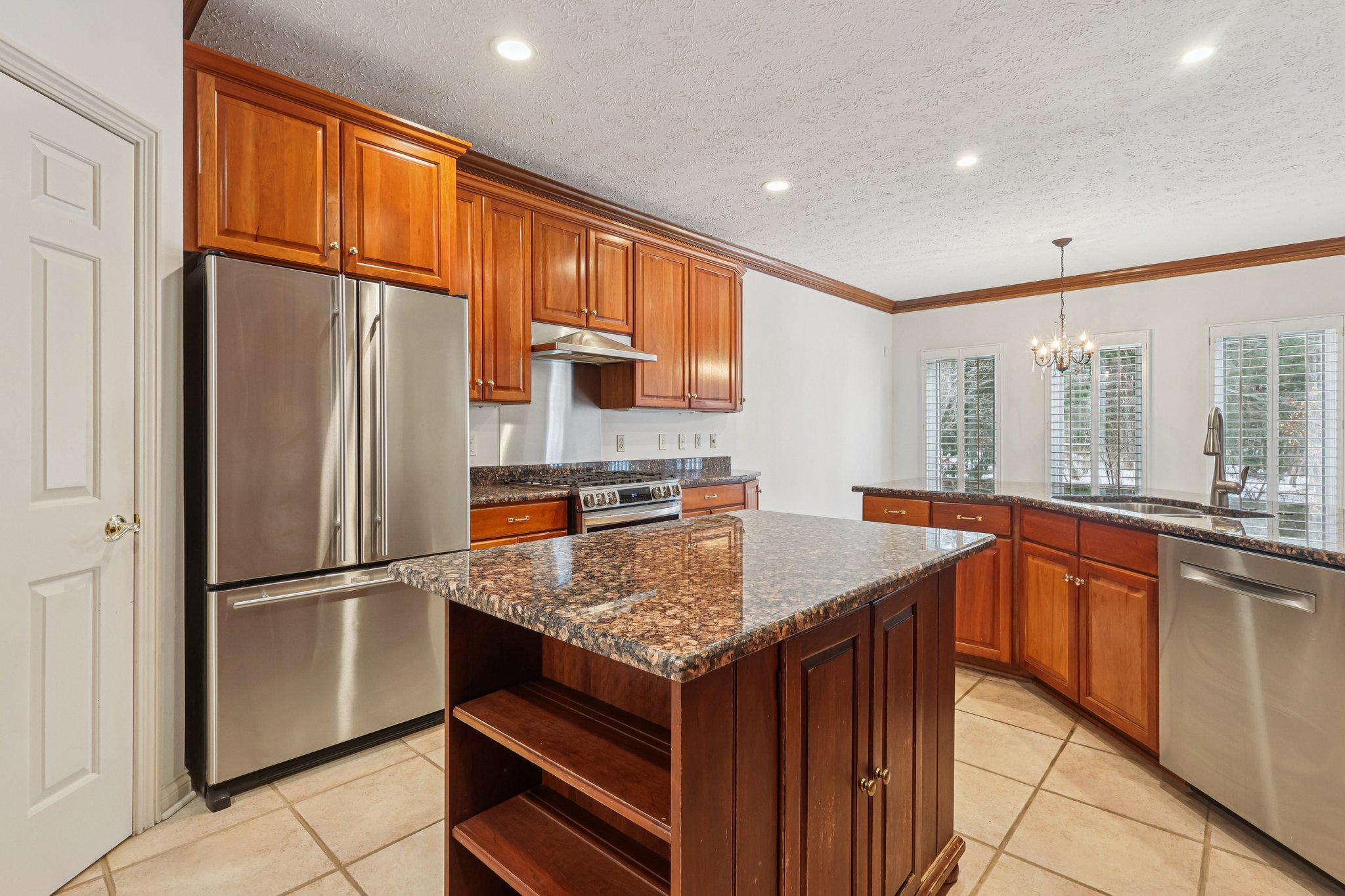 Walden Dr-S1202-008.jpg