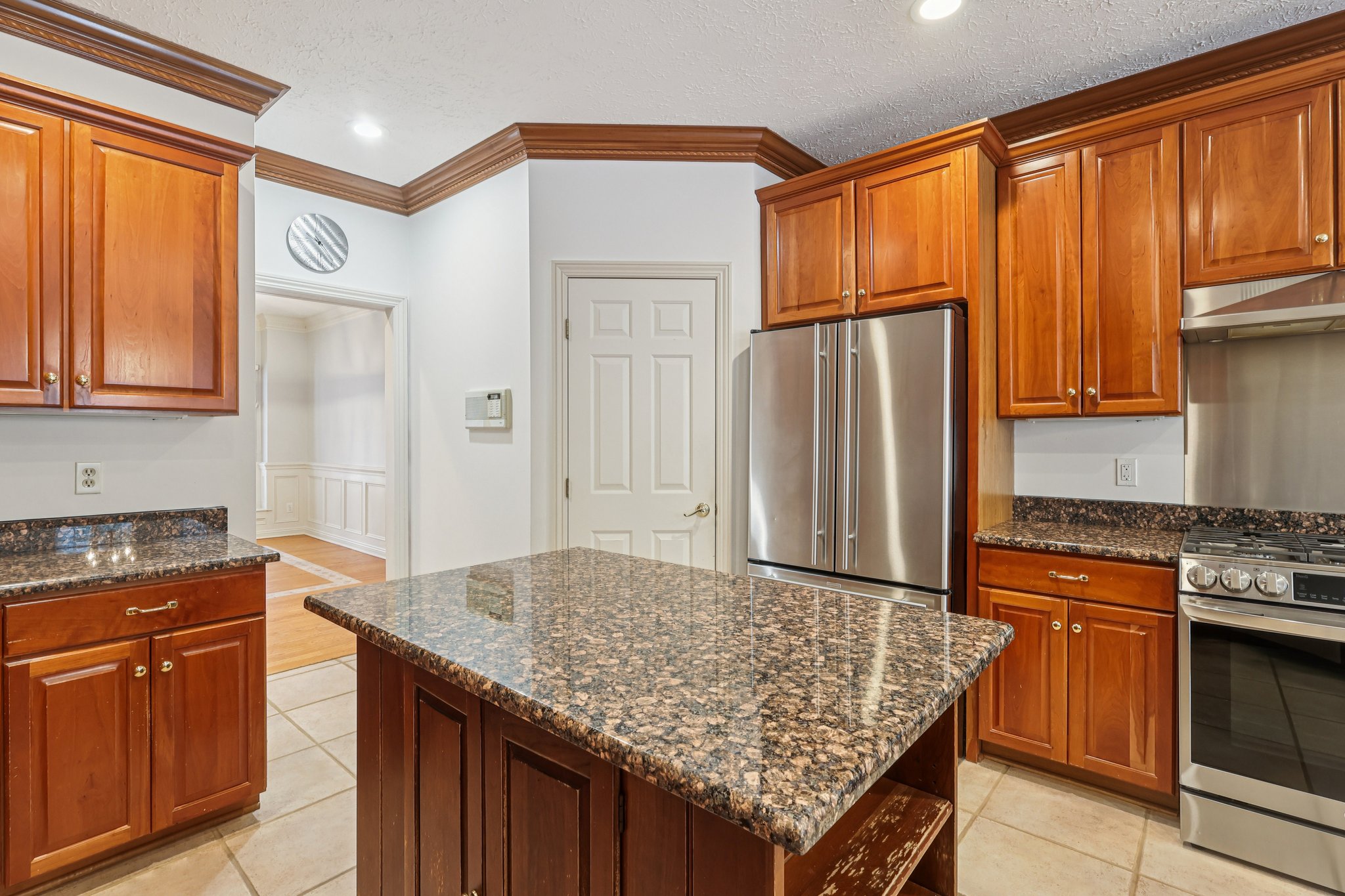 Walden Dr-S1202-009.jpg