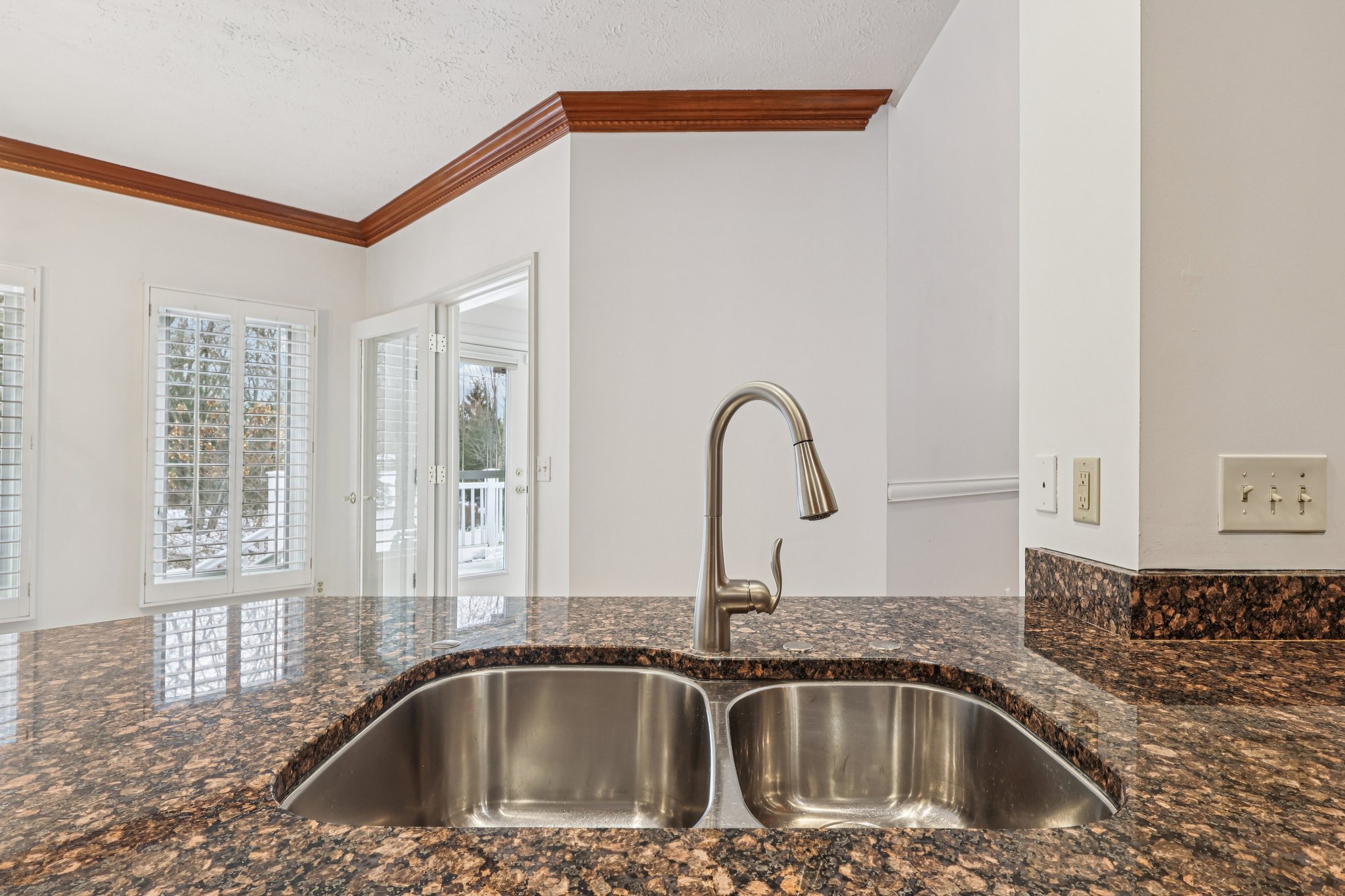 Walden Dr-S1202-011.jpg