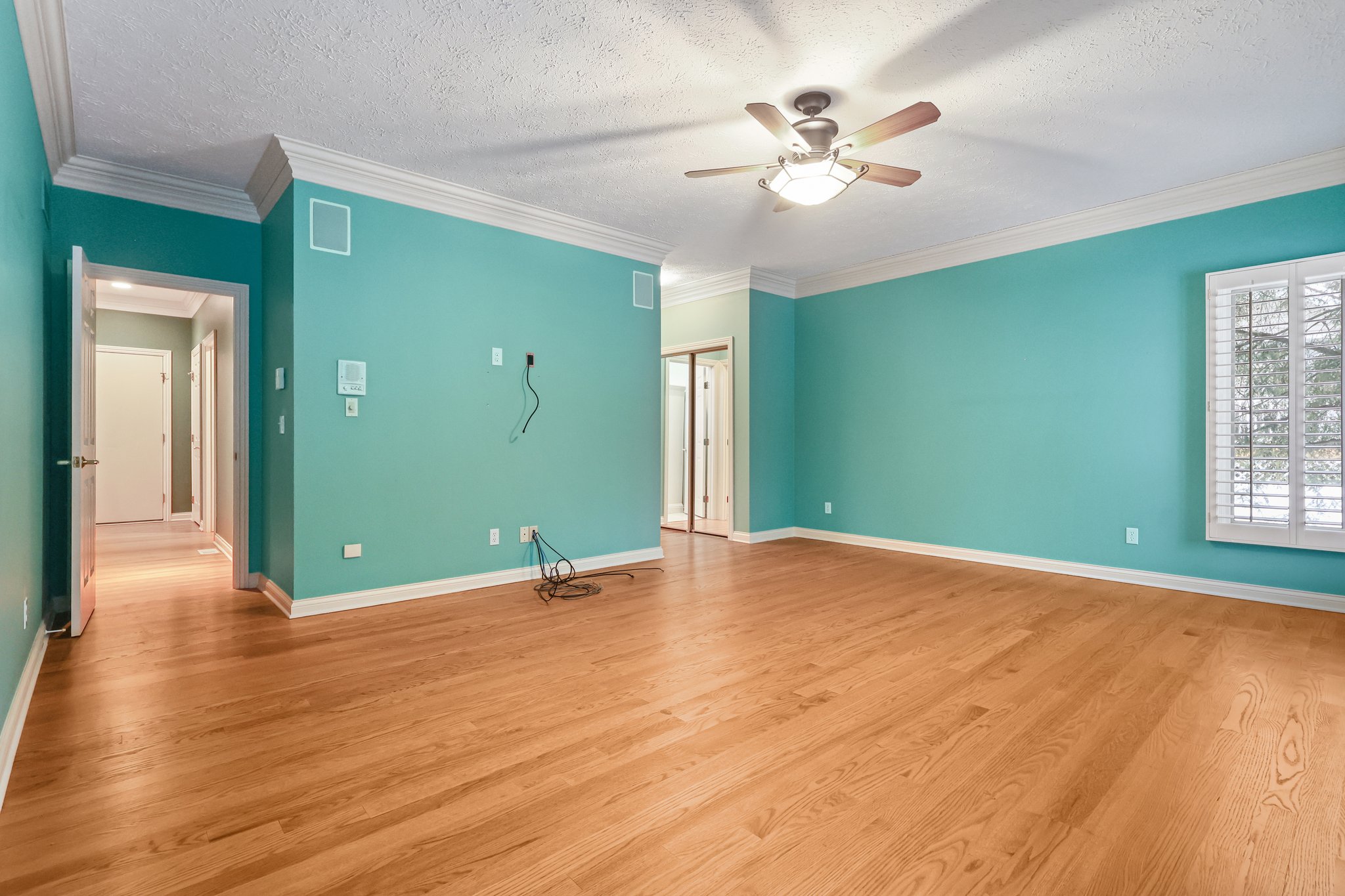 Walden Dr-S1202-036.jpg