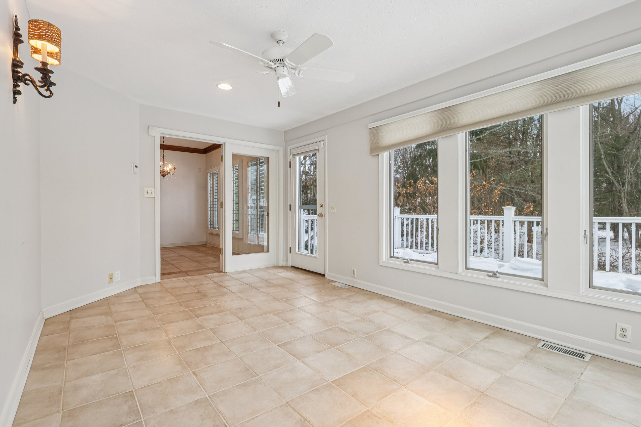 Walden Dr-S1202-038.jpg