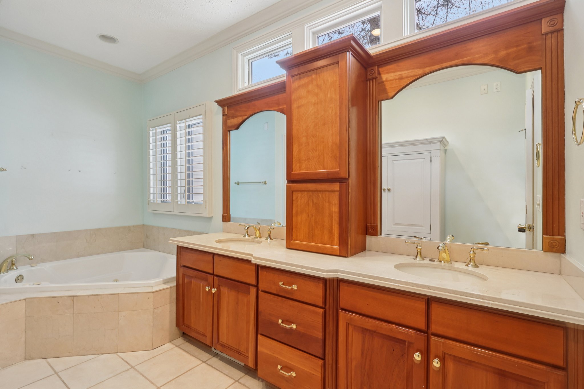 Walden Dr-S1202-044.jpg