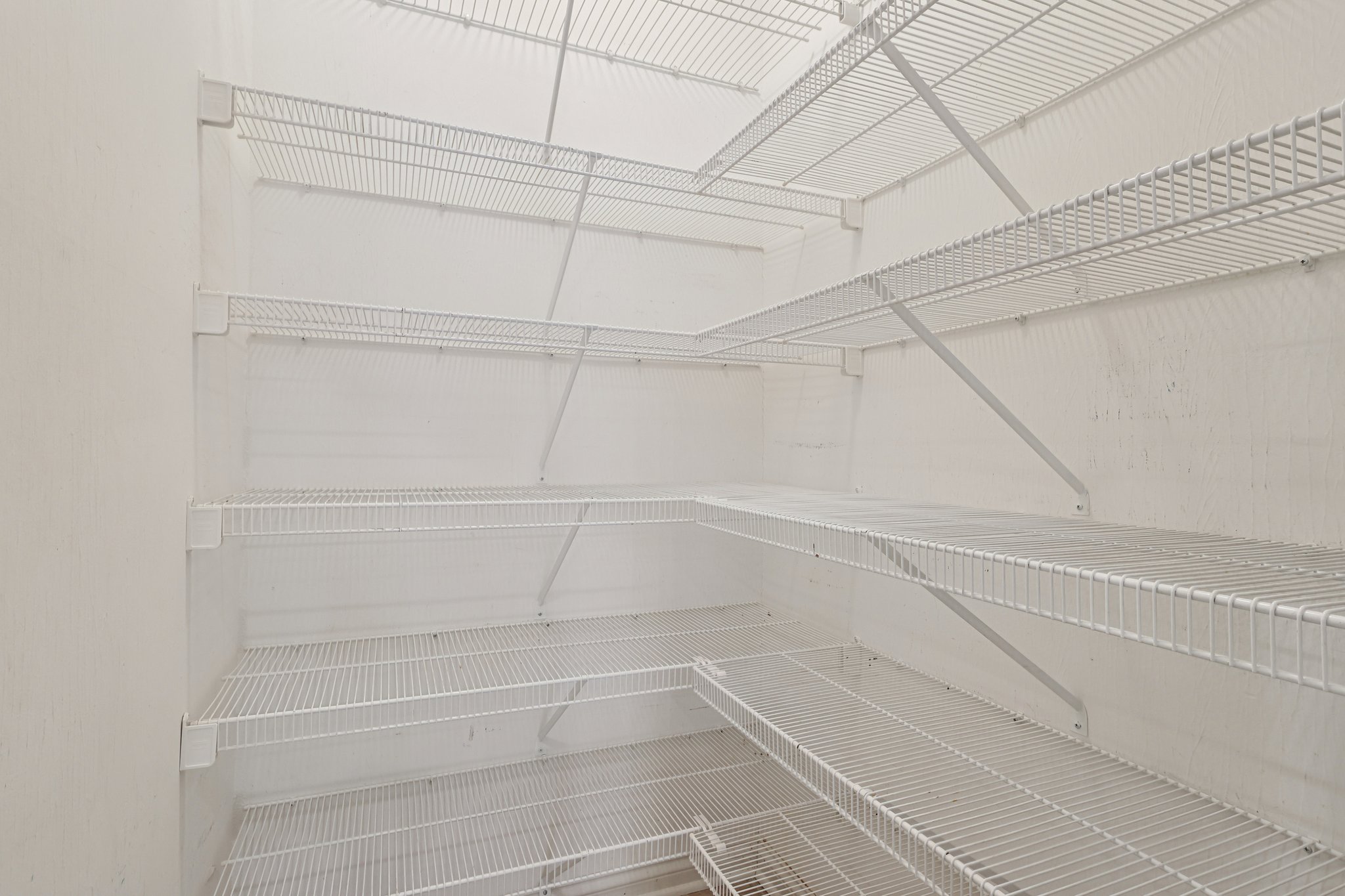 Walden Dr-S1202-046.jpg