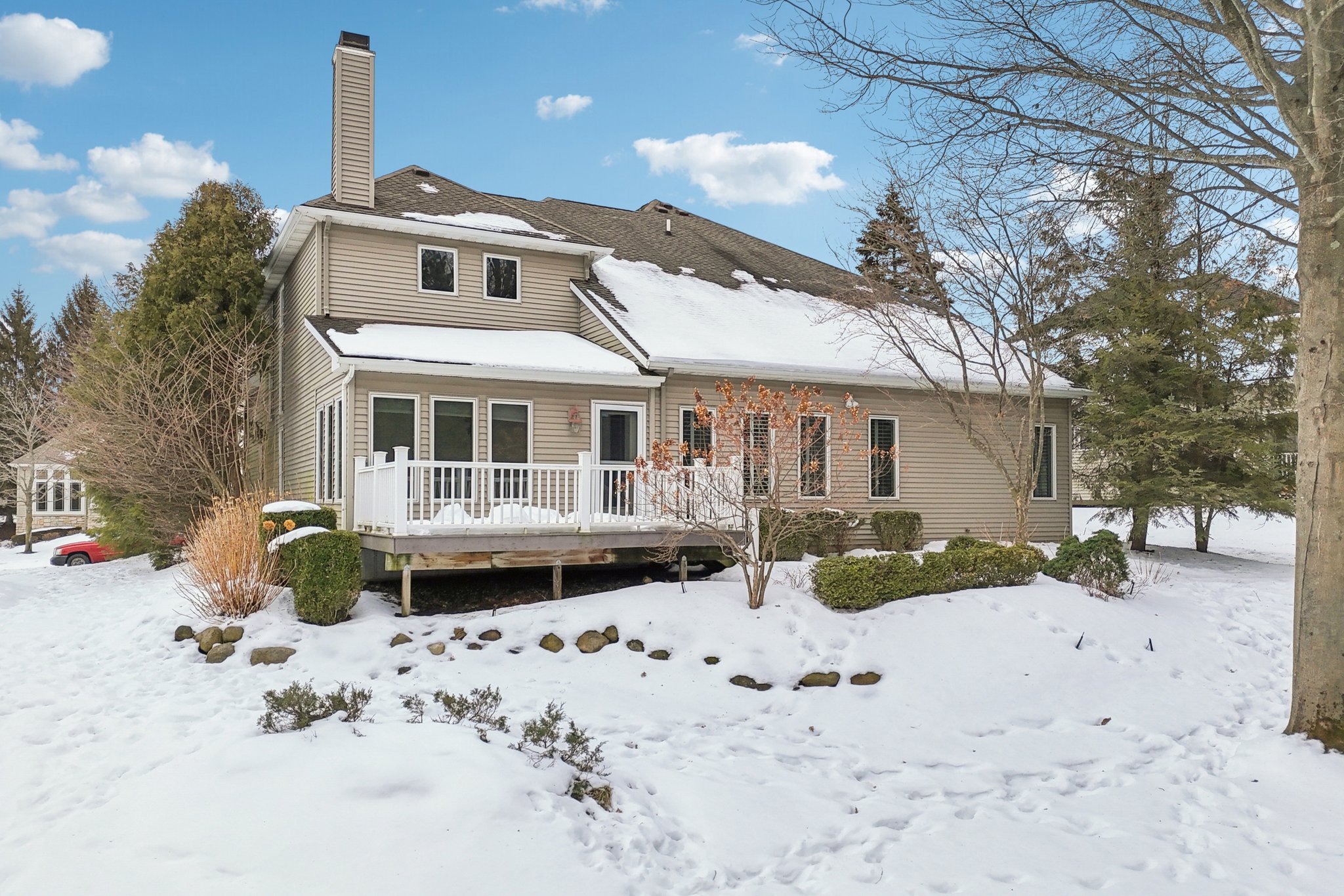 Walden Dr-S1202-058.jpg