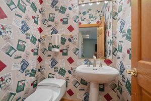 1/2 bath