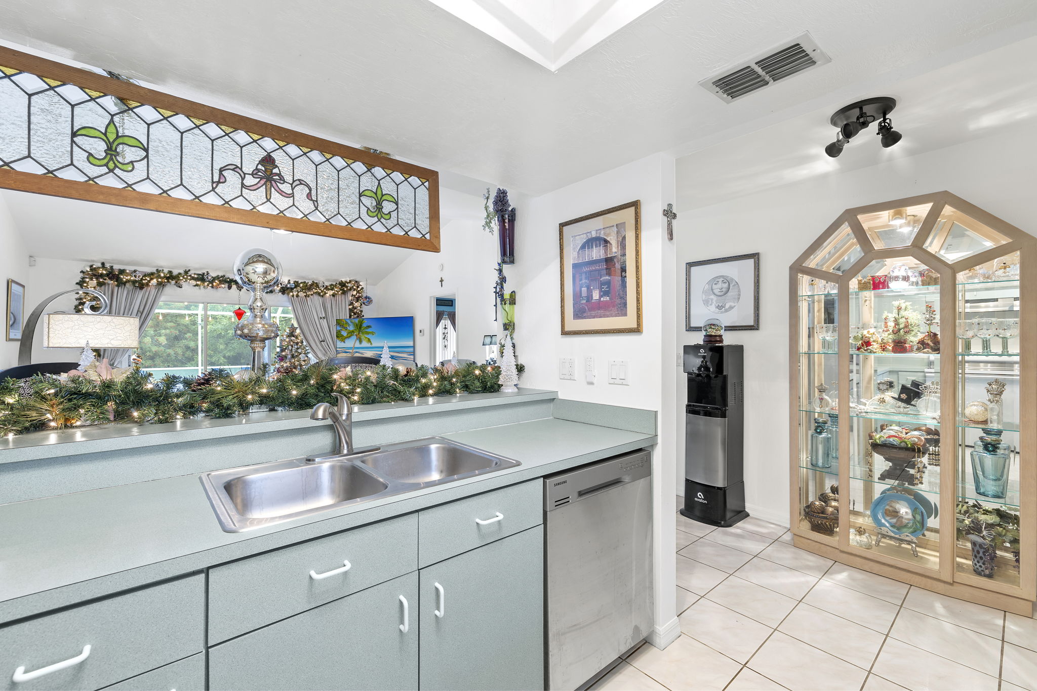 Kitchen (2)