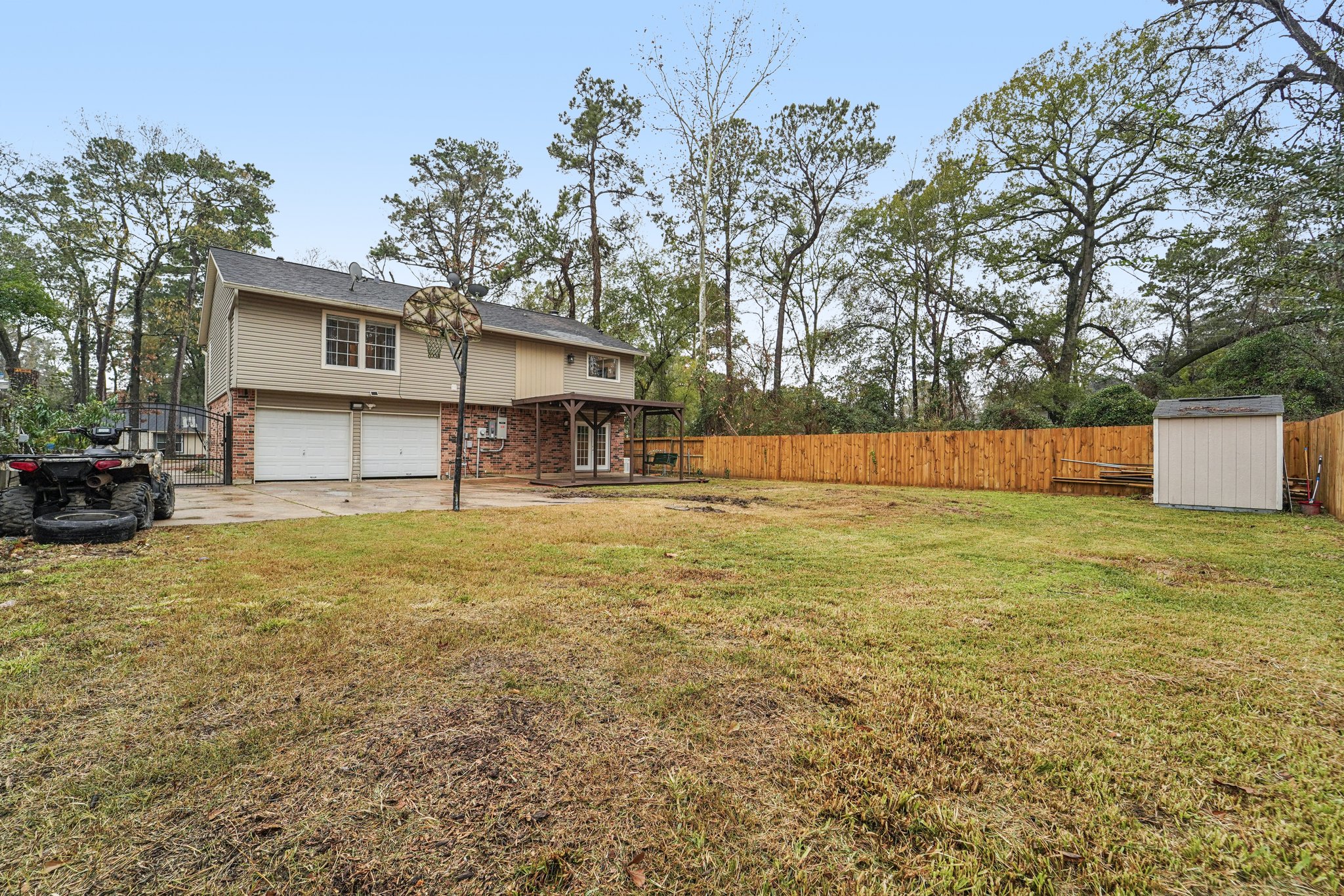 Glade Springs Dr-S2201-039.jpg