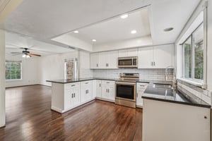 Glade Springs Dr-S2201-014.jpg