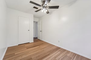 Glade Springs Dr-S2201-029.jpg