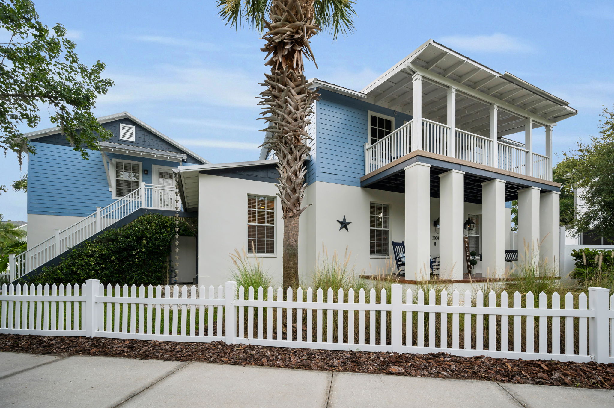 Front Exterior4