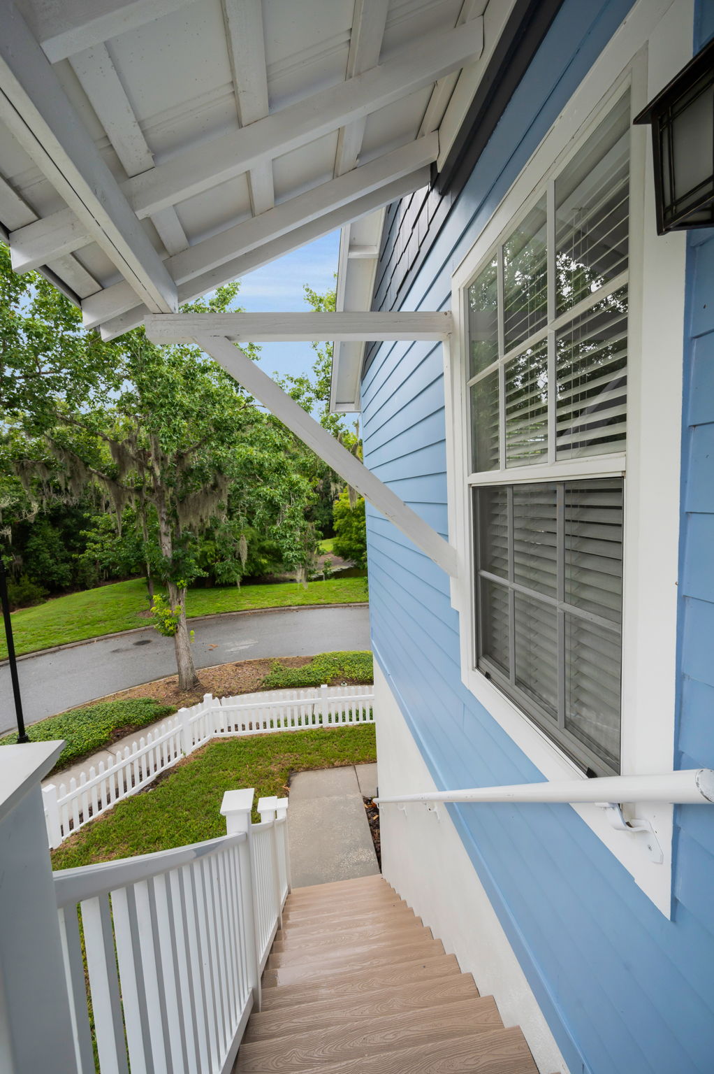 Guest Quarters2 Entry1