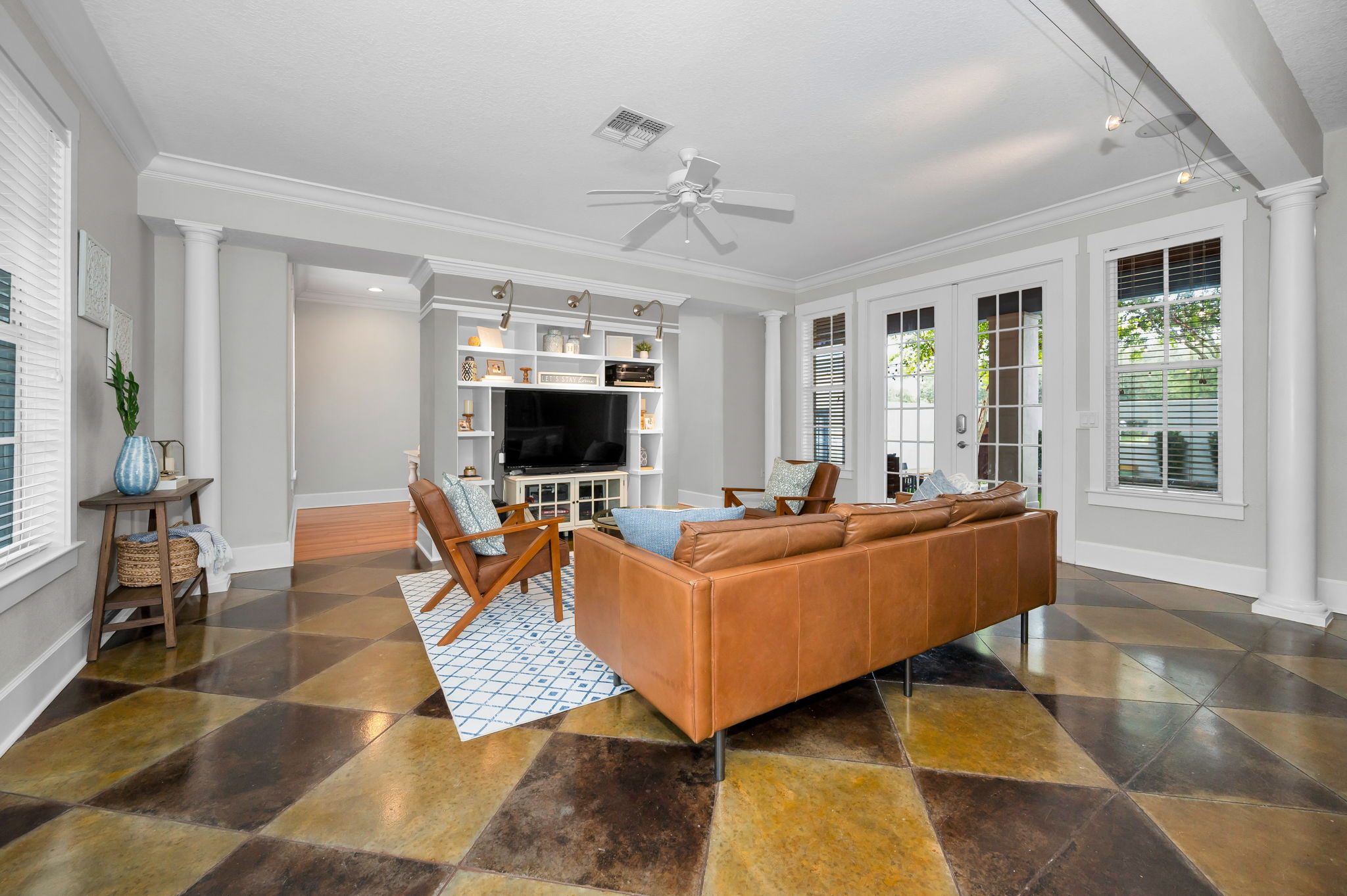 Living Room5