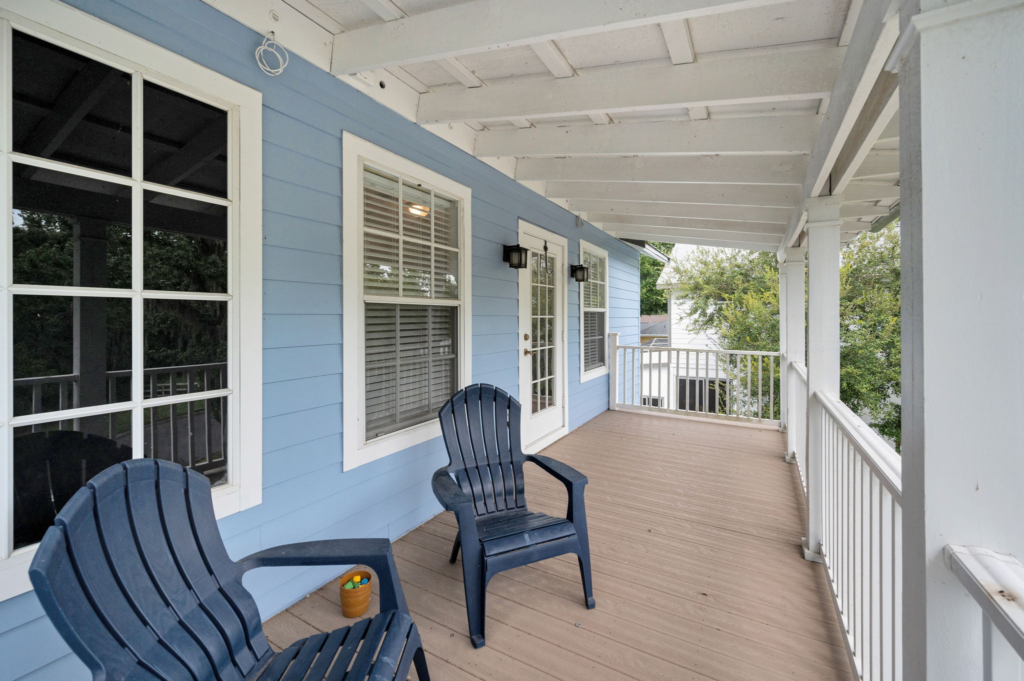 Upper Level Balcony4