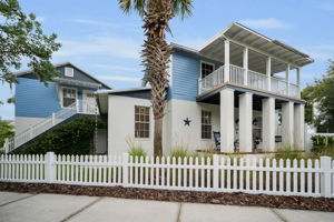 Front Exterior4