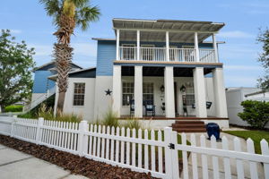 Front Exterior6