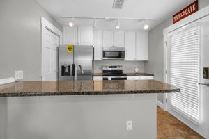 Guest Quarters10