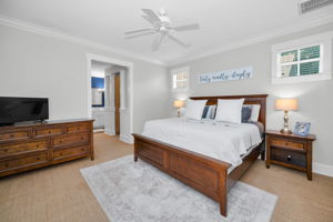 Primary Bedroom1a