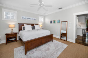 Primary Bedroom1d